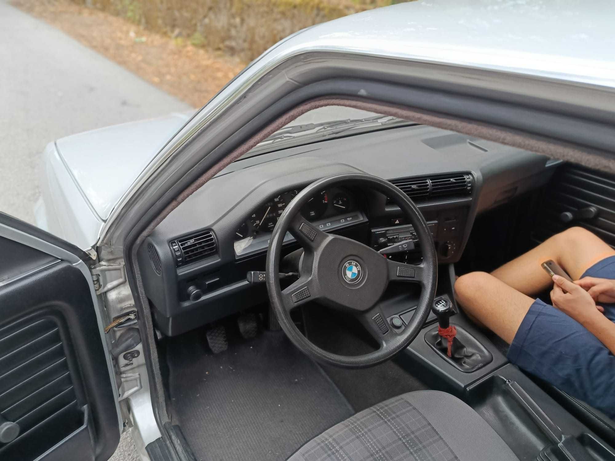 BMW E30 coupe 2p nacional
