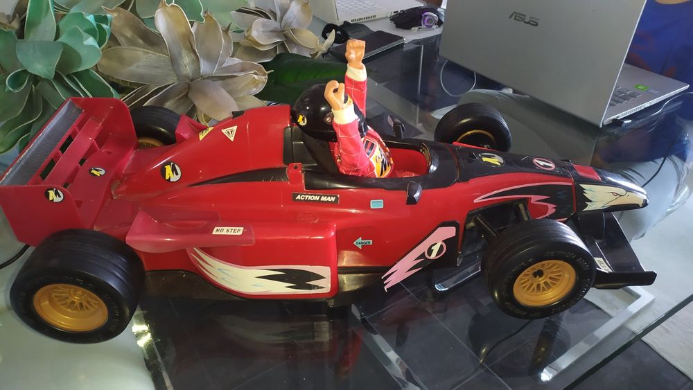 Action man fórmula 1  boneco + carro de 67 cm