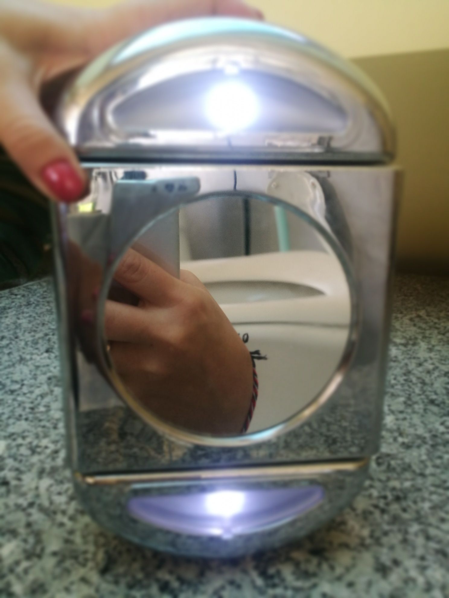 Lusterko toaletka Led