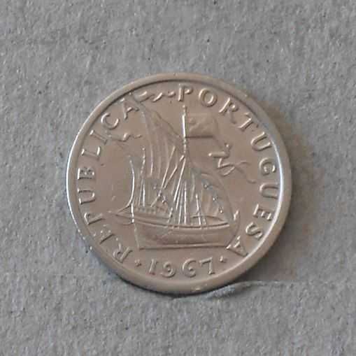 Portugal 2,5 escudos 1967 - olx X10857