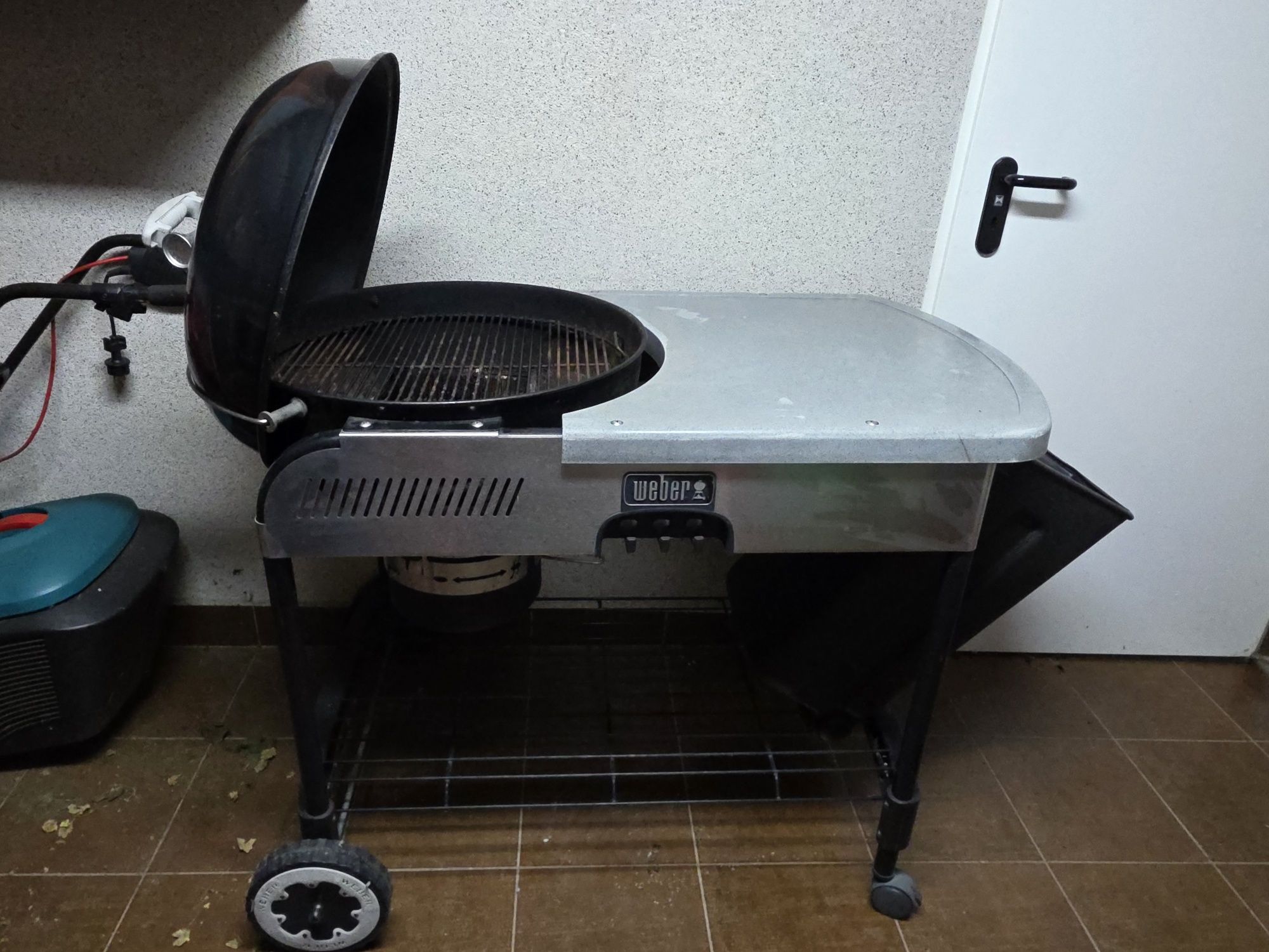 Grill węglowy Weber