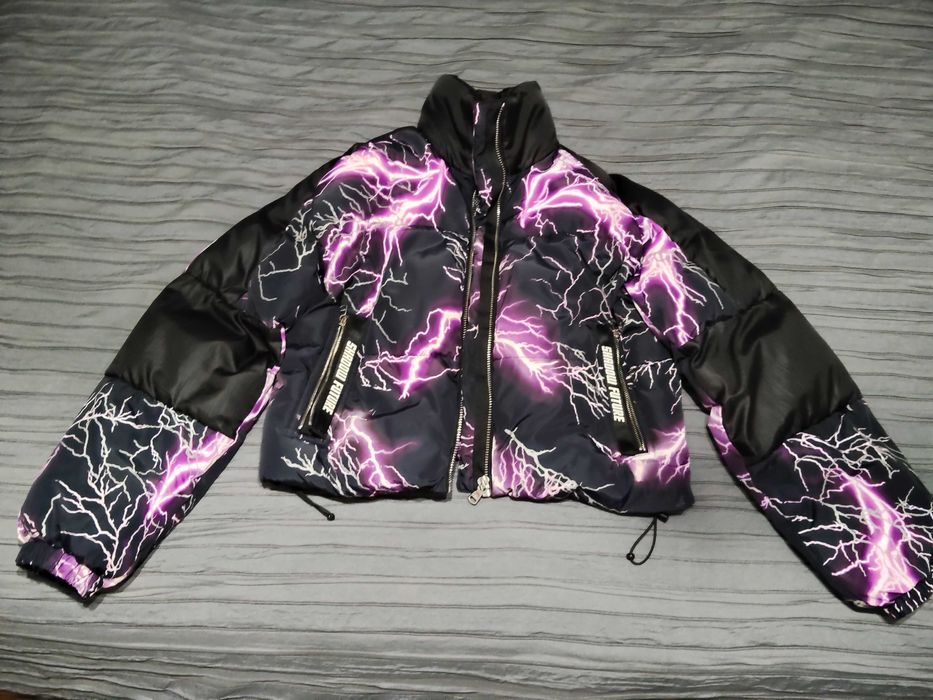 Blusão Bershka tam. XS