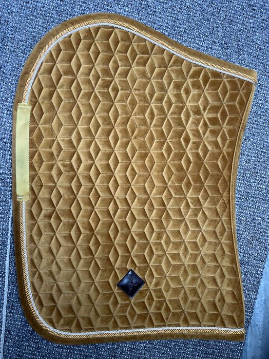 Czaprak Kentucky velvet full vs