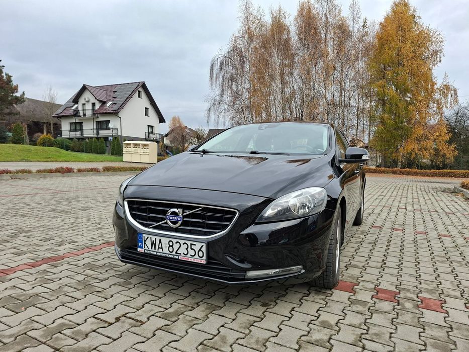 Volvo V40 VOLVO V40, 2018, stan idealny