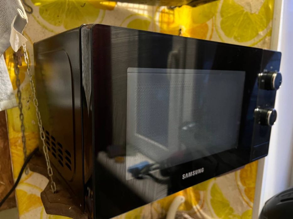 ! Очень Срочно ! Микроволновка Samsung