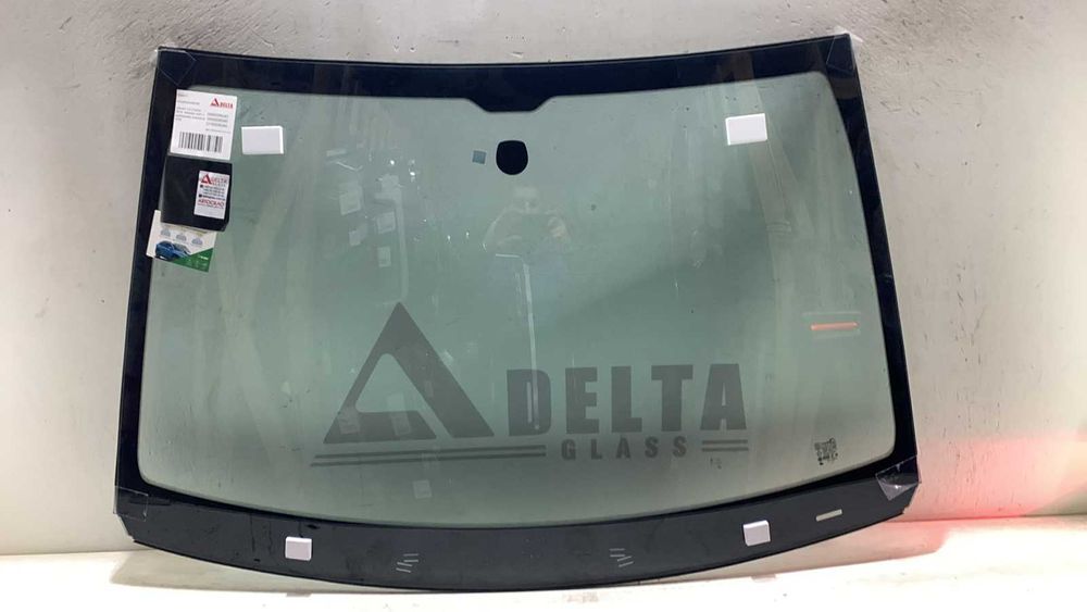 Citroen C4 Cactus 2014- вітрове скло