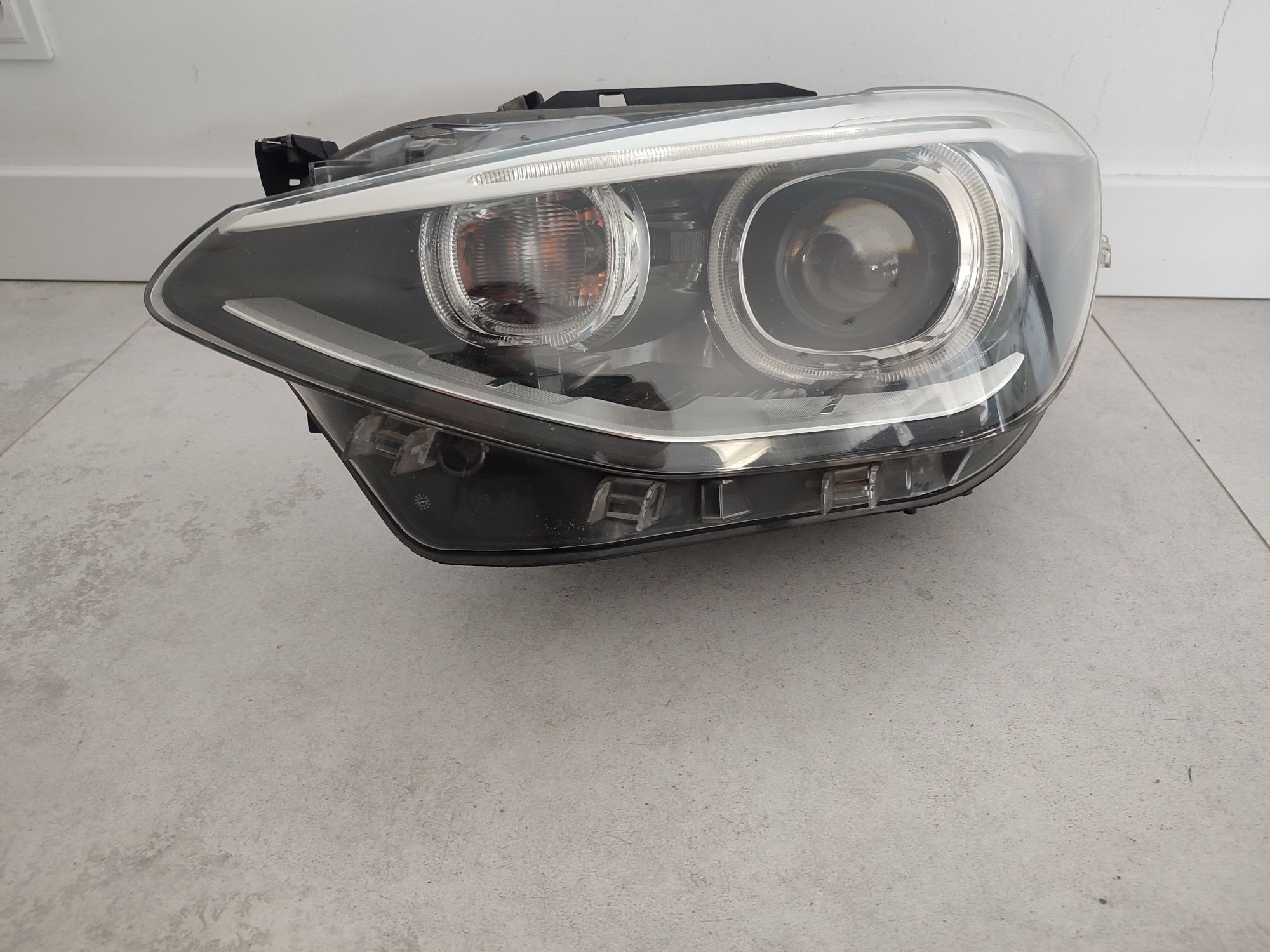 Lampa Reflektor Lewy Przód BMW 1 F20 F21 Bi-Xenon Skrętny Led 15r Oryg