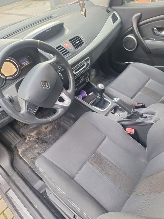 Sprzedam megane 3 1.9 130km