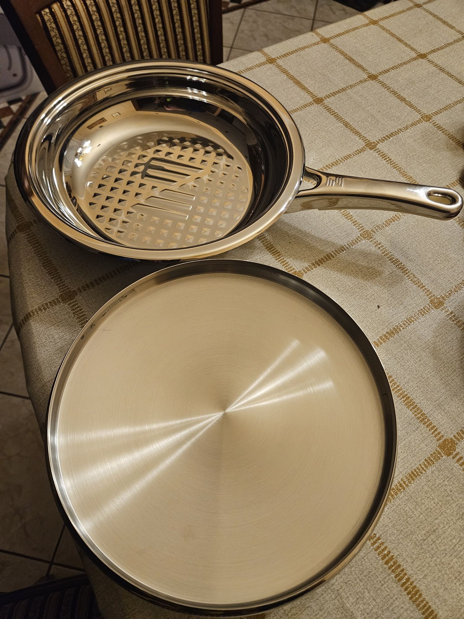 Nowa,oryginalna patelnia 2,2l 24cm z pokrywką Zepter-indukcja