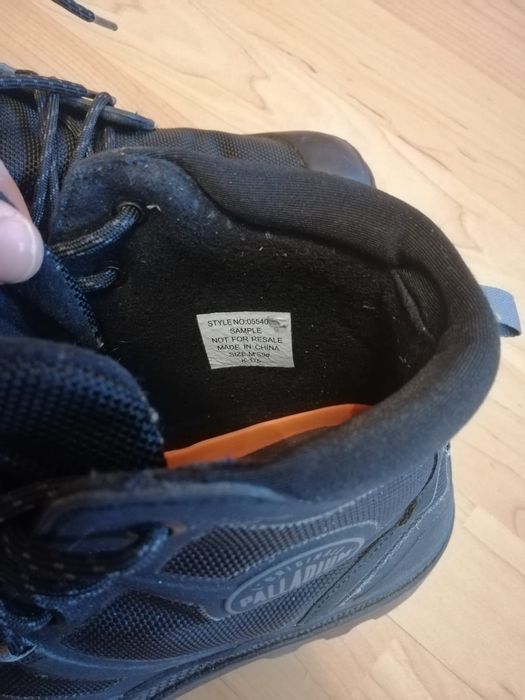 Ботинки Palladium 
Длина стельки 27см
Отправка олх-до