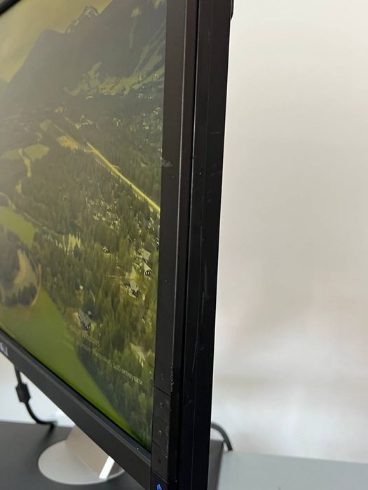 Монітор Dell P2311hb