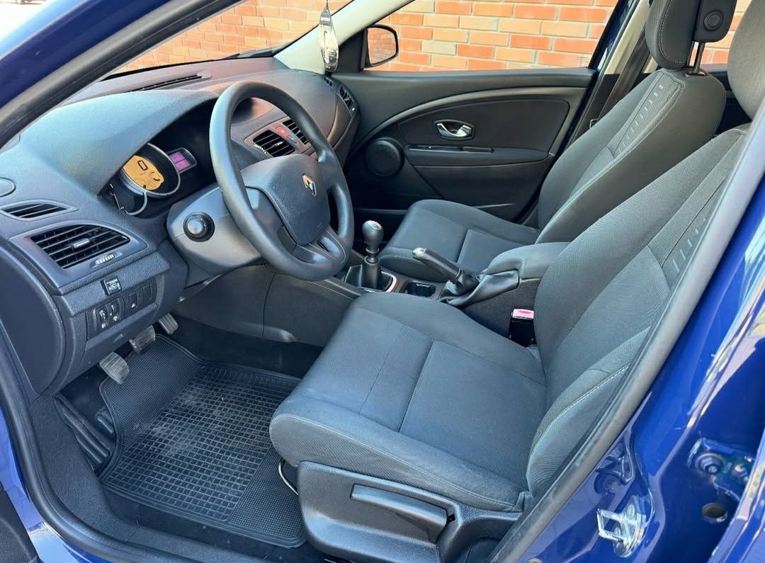 Renault Megane 3 Рено Меган  2010р газ-бензин