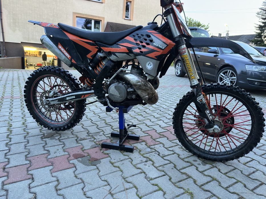 KTM SX 250.