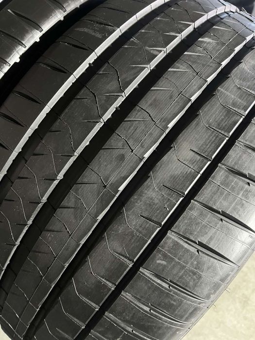 325/35/23+285/40/23 R23 Michelin Pilot Sport 4S 4шт нові