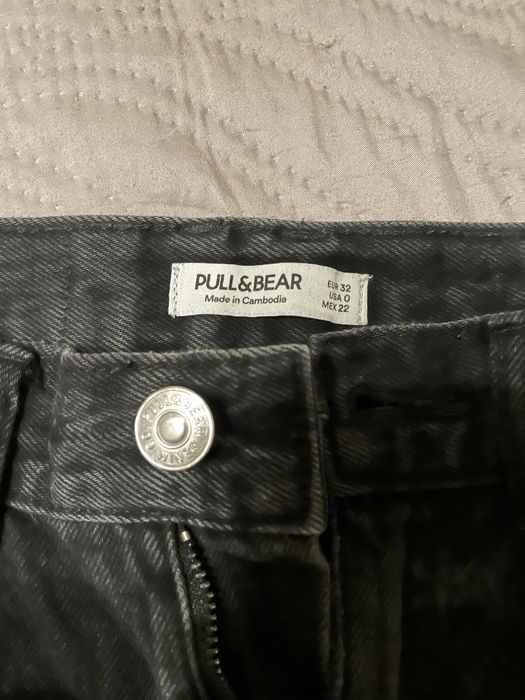 Чорні жіночі mom джинси pull&bear, 32го розміру,