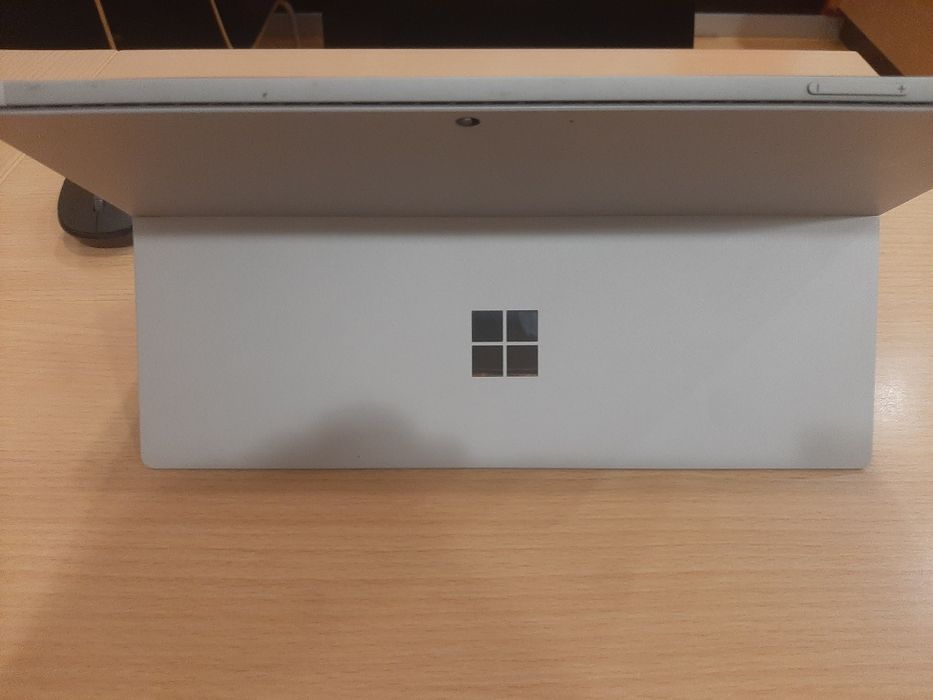 Surface Pro 7 - i7 + Teclado PT