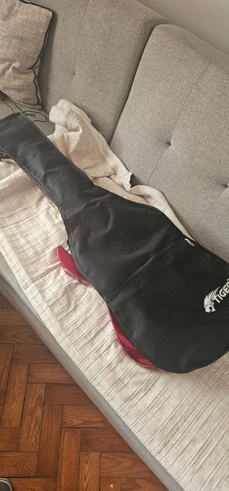 Guitarra Jackson JS12 Dinky + stand + Interface de som