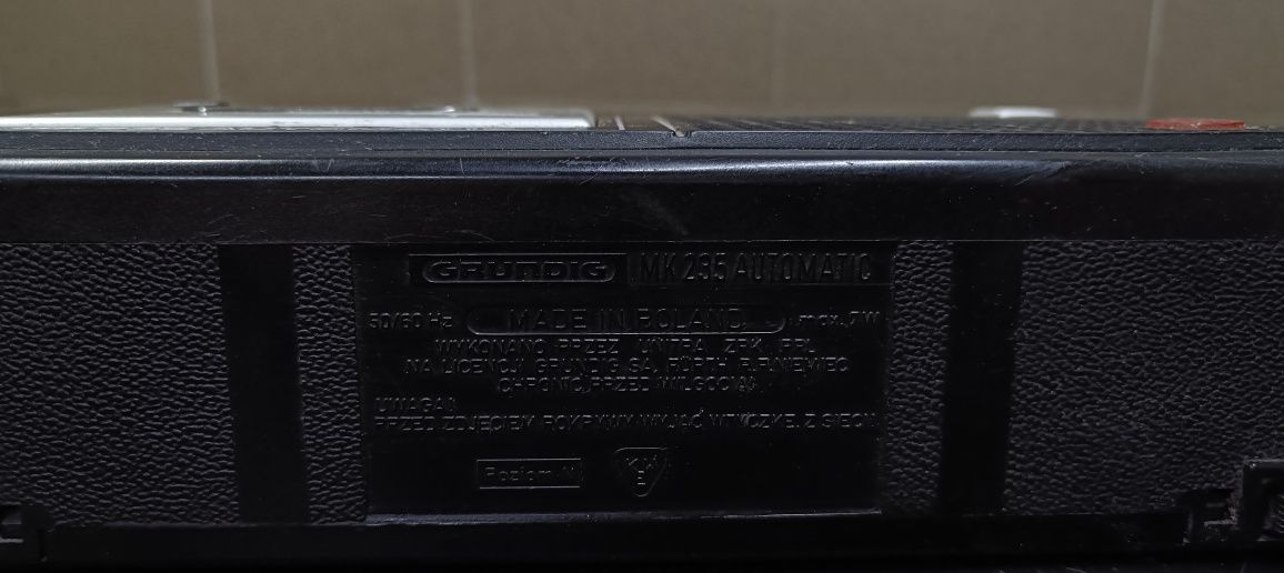 Grundig MK235 automatic