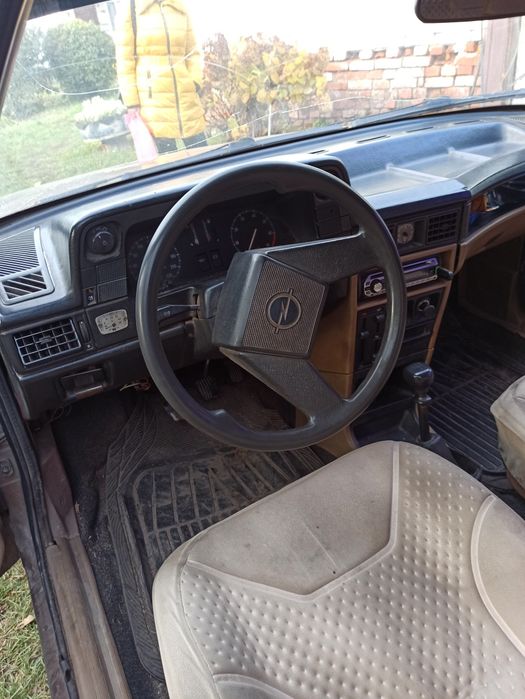 Продам Опель-кадет