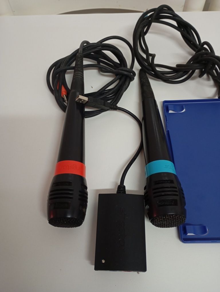 SingStar para PlayStation 2 + Microfones Originais