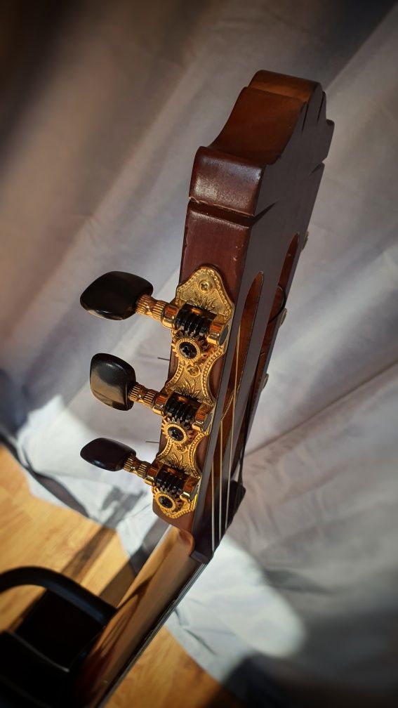 Gitara Yamaha CG 150 CCE elektro klasyczna - próbki dźw. w opisie
