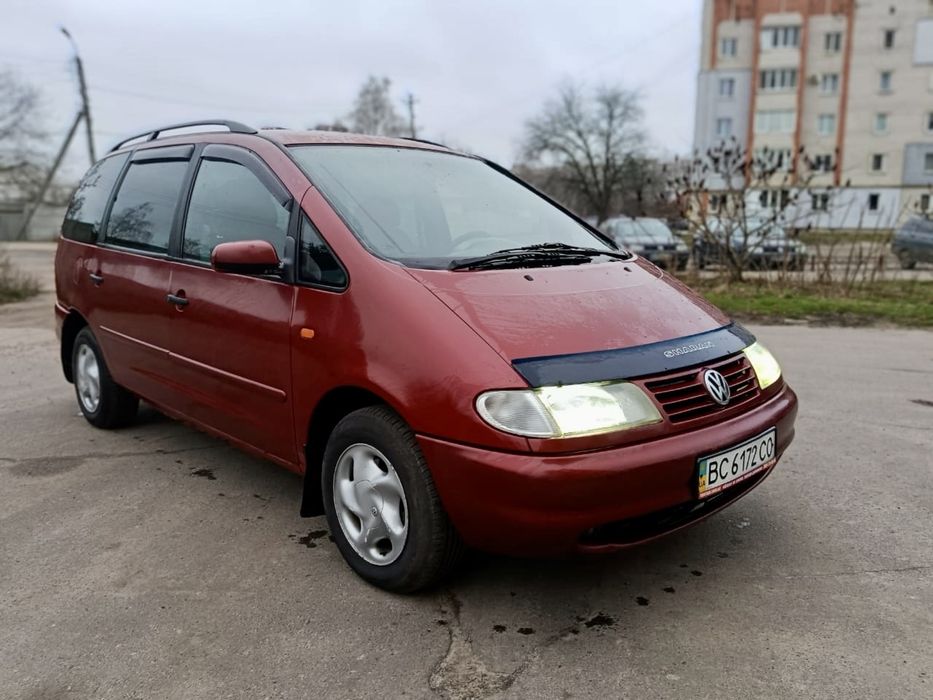 Продам Volkswagen Sharan 1.9 TDI 7 місць