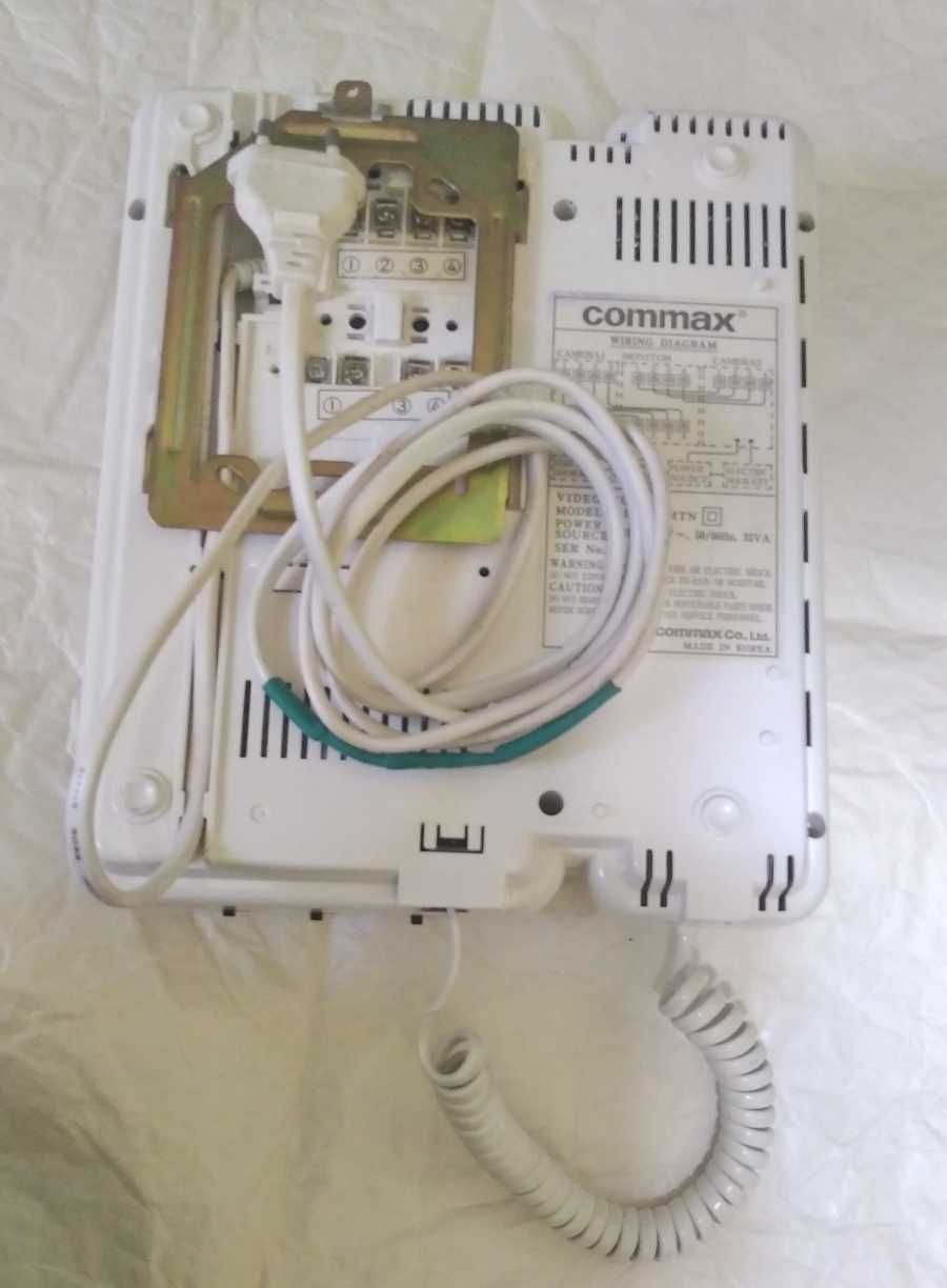Видеодомофон COMMAX DPV-4MTH (б/у), черно-белый