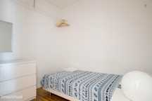 77079 - Quarto com cama de solteiro em...