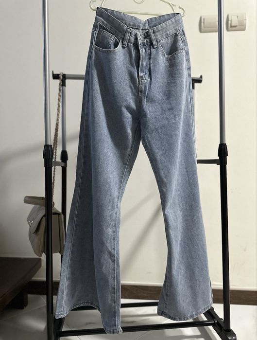 Джинси з широкими штанинами та високою талією, розмір s