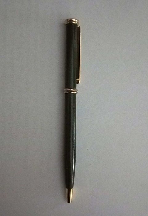 Caneta esferográfica