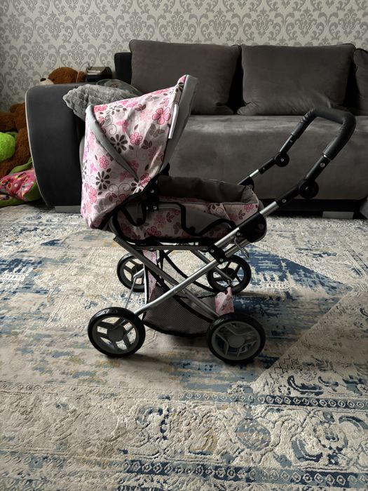 Wózek dla lalek w stanie idealnym