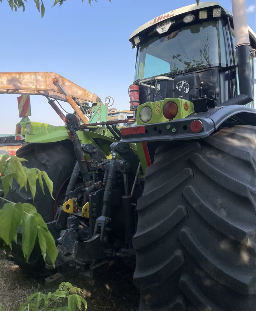 Трактор CLAAS Xerion 3800 Trac
