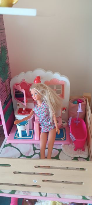 Casa de bonecas estilo barbie