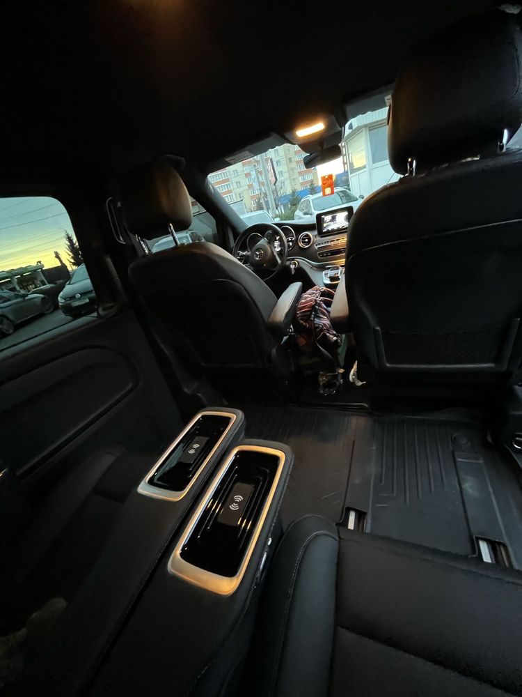 Mercedes-benz v-class