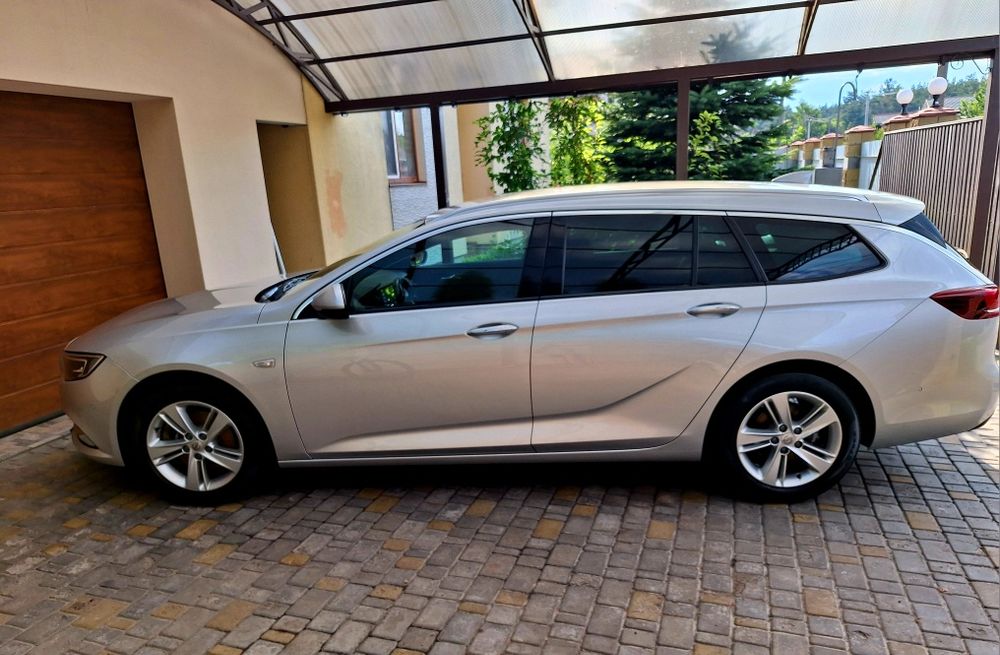 Продам авто Opel insignia