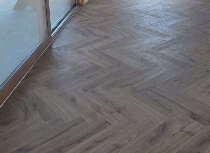 Nowe Panele winylowe Dąb Imbirowy z podkładem BARLINEK