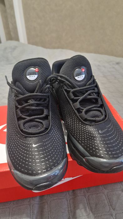 Кросівки Nike Air. Max DN
Na
Nike Air Max DN “All Night” - це стильні