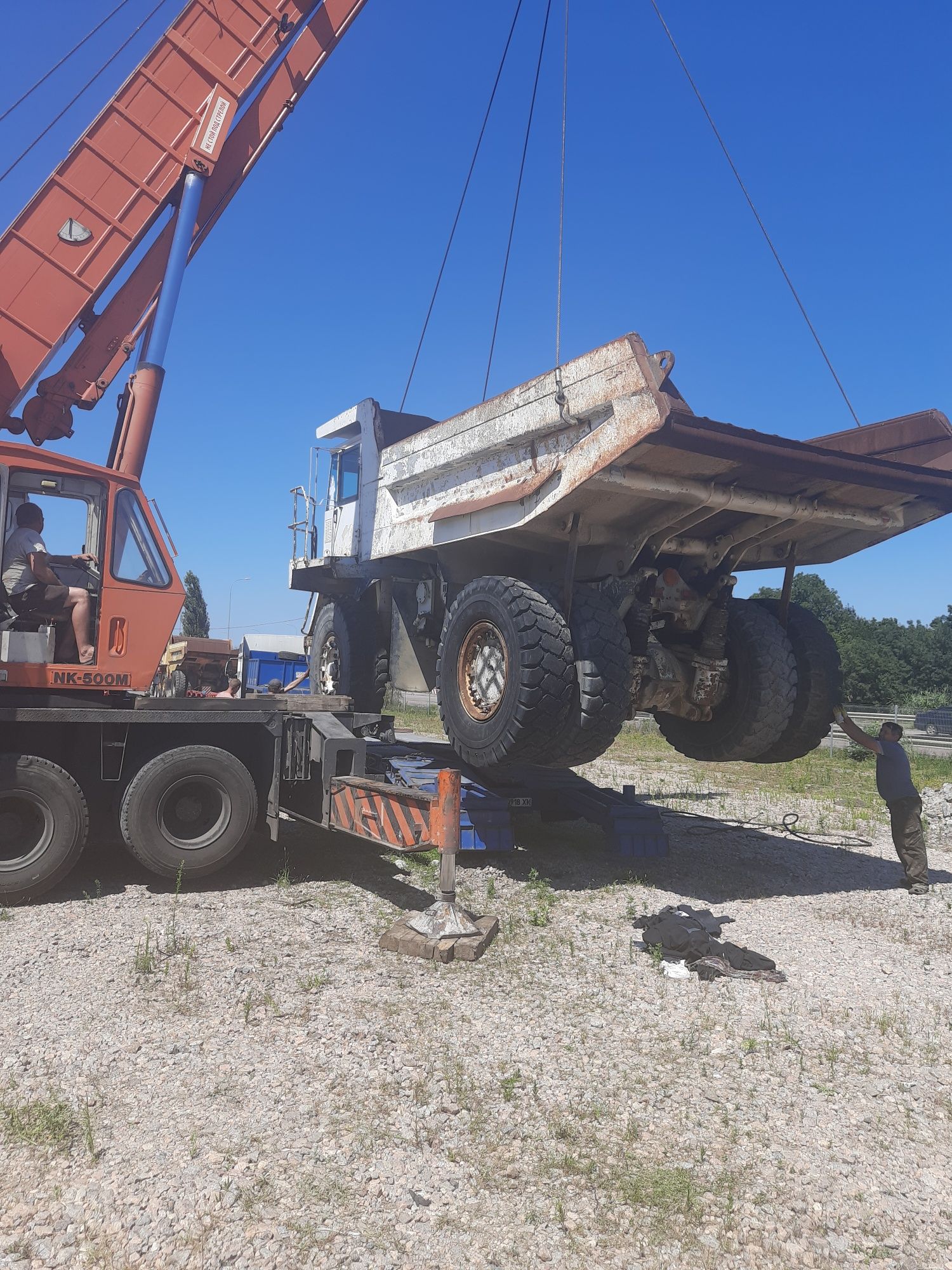 Аренда спецтехники:Автокран,Буровая,Гидромолот,Трал,Manitou,Эвакуатор