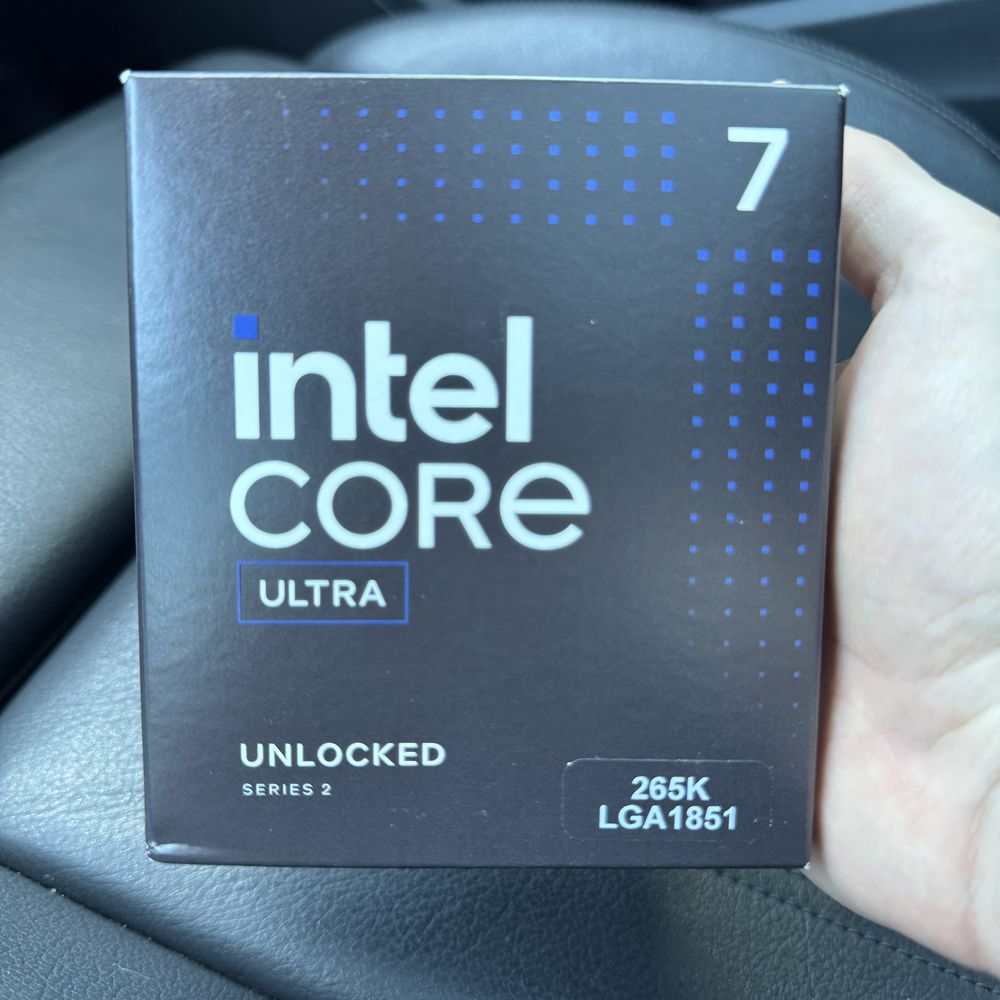Intel Core Ultra 7 265K Новий