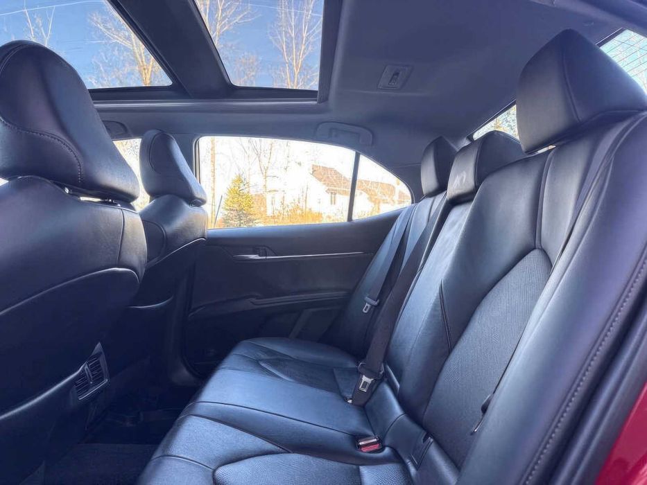 Toyota Camry XLE      2022