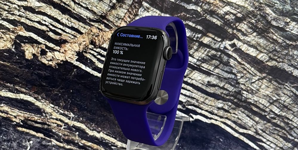 Apple Watch  Series 4 Space Grey 44 mm GPS / 100%