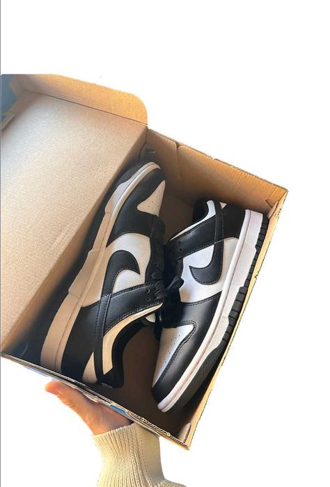 Nike Dunk Low Panda