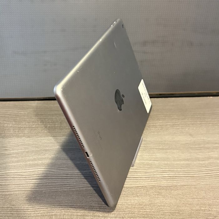 Планшет Apple Ipad 6 покоління 128gb айпад