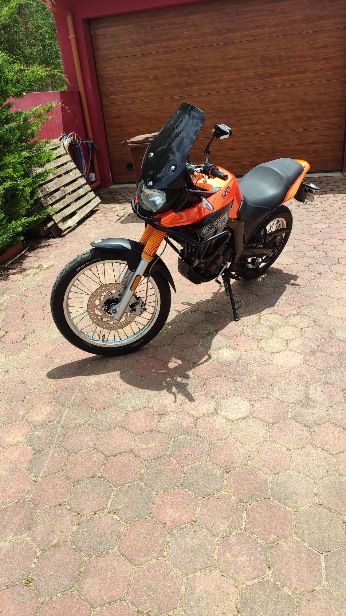 Um dsr 125 adventur tt