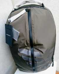 Emporio Armani ekskluzywny plecak wielofunkcyjny