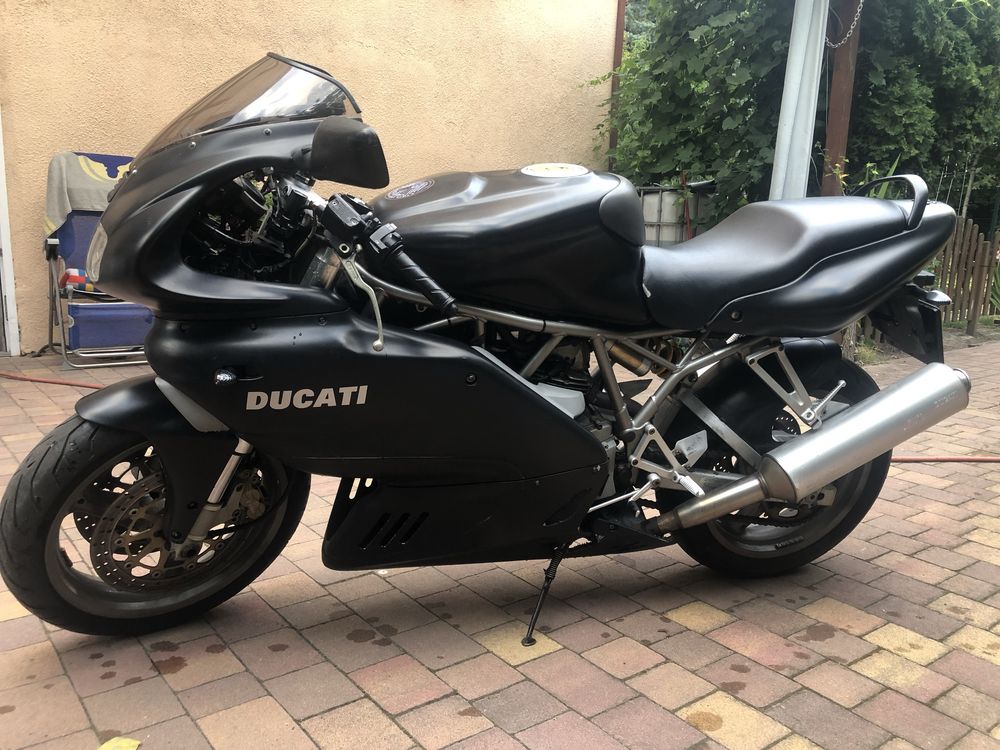 Ducati SuperSport 750