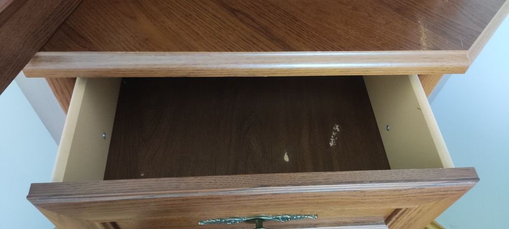 Witryna narożna BRW