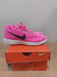 Buty Damskie NIKE Lunartempo 36,5 Bieganie