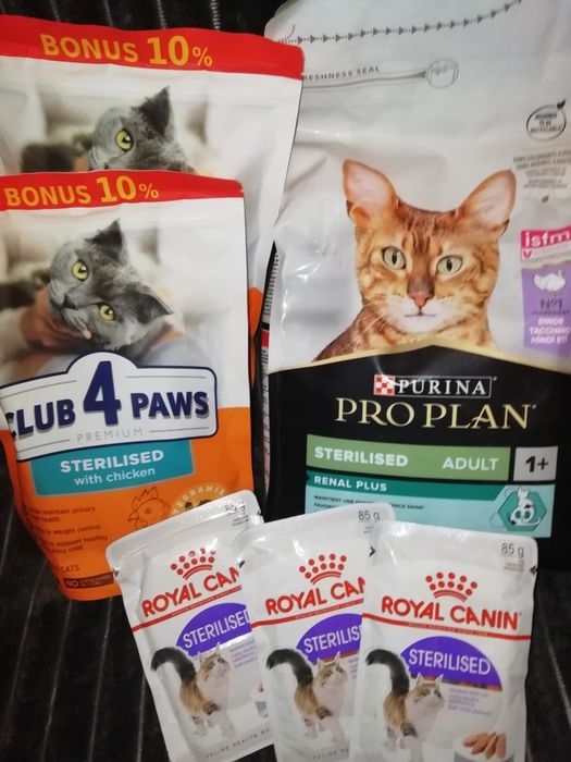 Набір сухий та вологий корм для стерелезованних котів