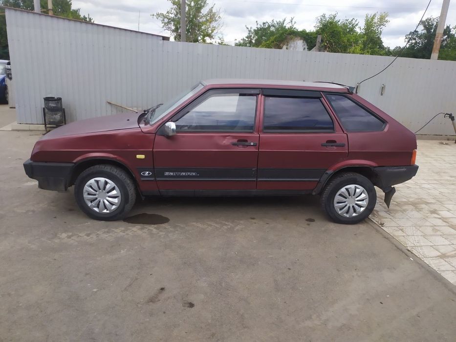 Продам ВАЗ 2109.